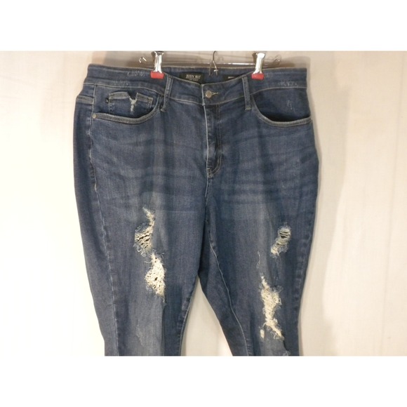 Judy Blue Jeans 20W Blue Denim Mid Rise Distressed‎ Thrash Hem Skinny JB8821 - Picture 4 of 15